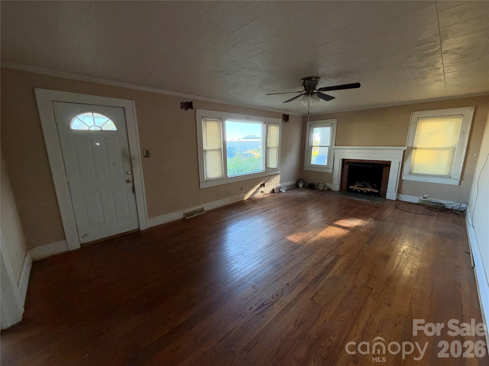 Single Family Residence at 3653 Taylorsville Highway, Statesville, photo 10 of 34