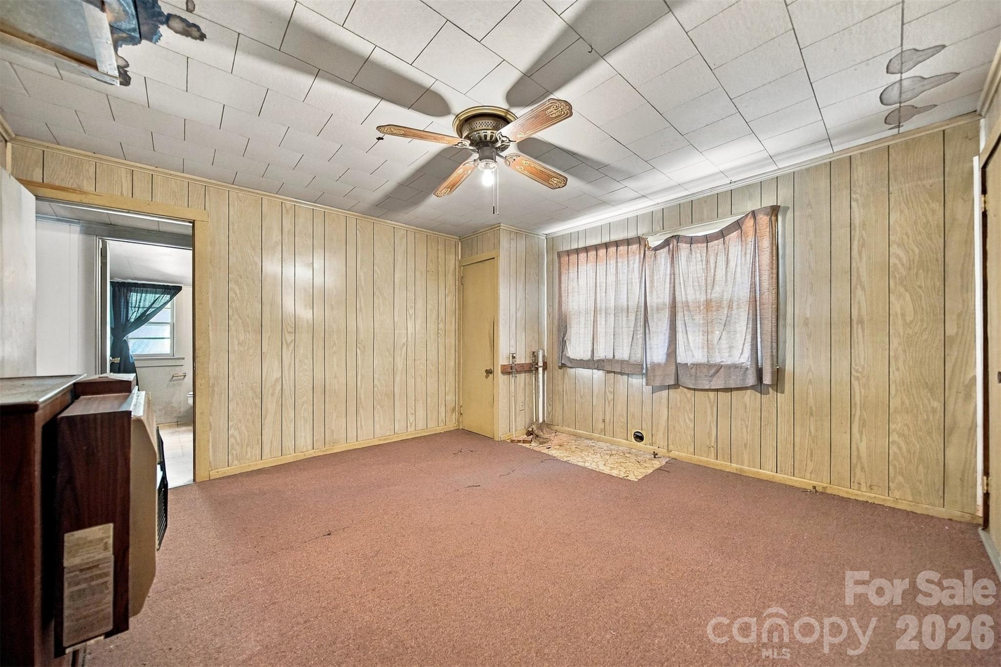Single Family Residence at 1430 25th Street NE, Hickory, photo 38 of 47