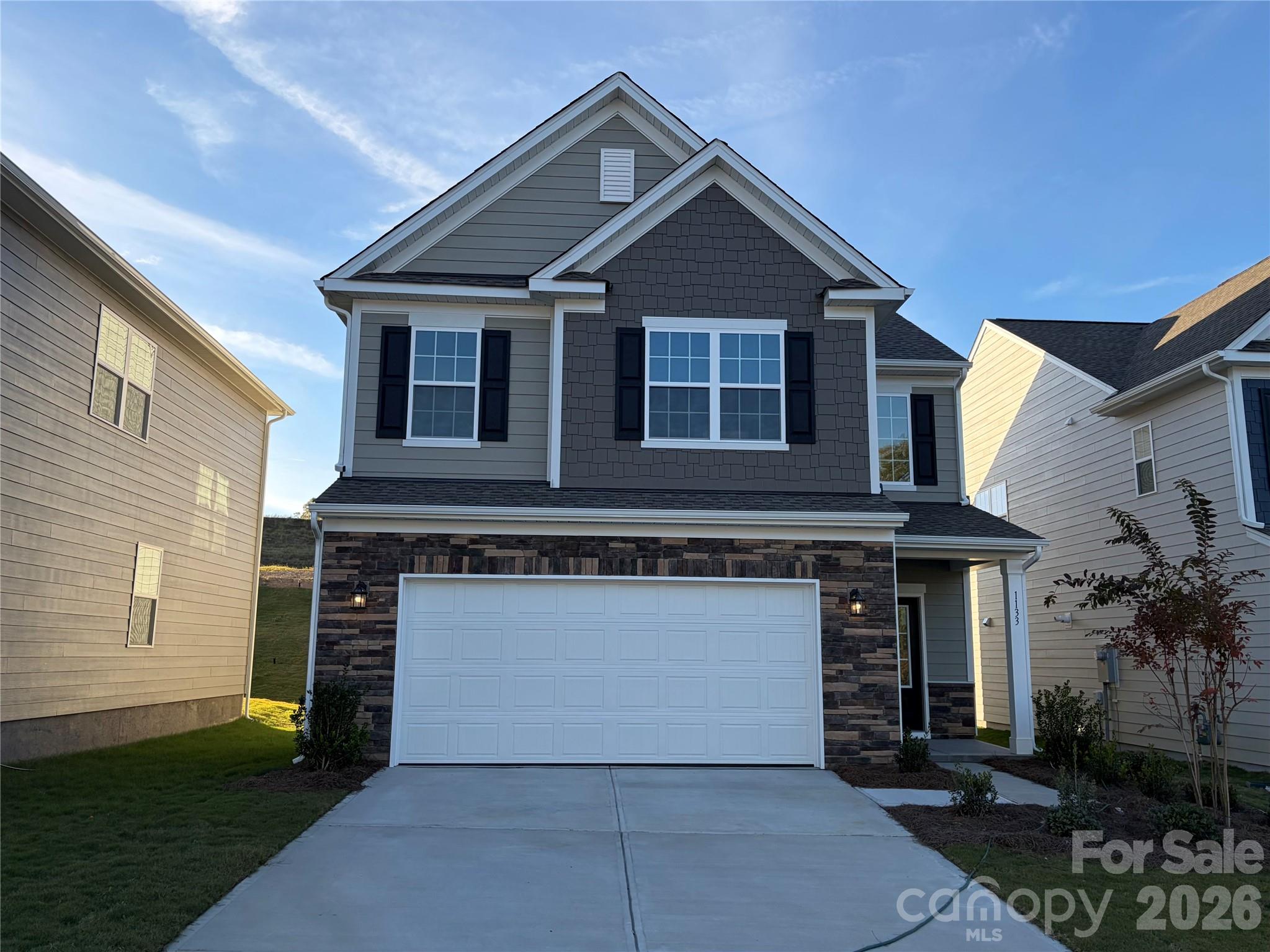 Single Family Residence at 1133 Coopers Court, Belmont, photo 2 of 31