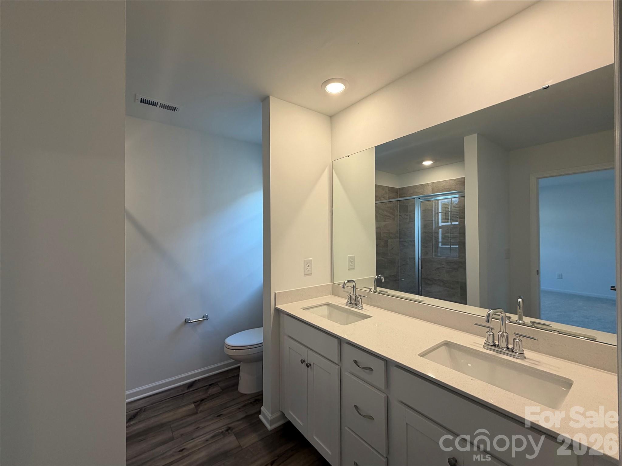 Single Family Residence at 1133 Coopers Court, Belmont, photo 20 of 31