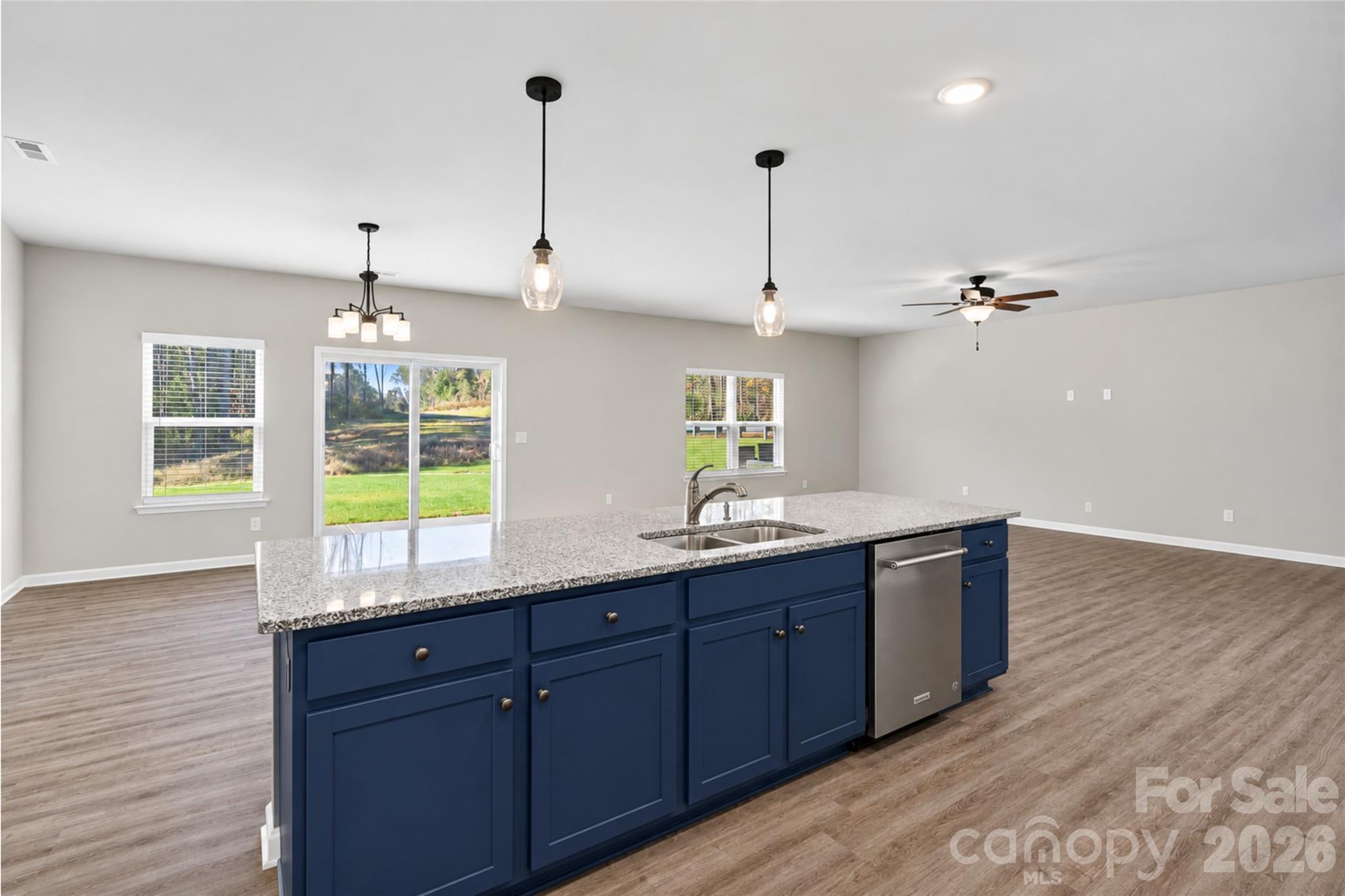 Single Family Residence at 8921 Sawyer Run Court, Charlotte, photo 8 of 21