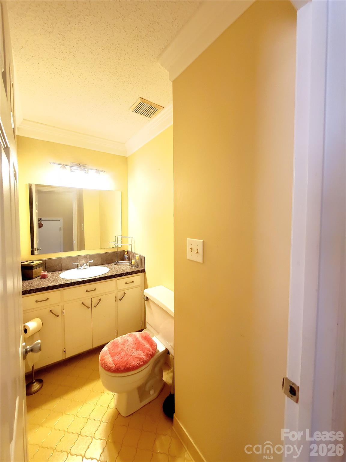 Single Family Residence at 1403 Crescent Street, Monroe, photo 5 of 33