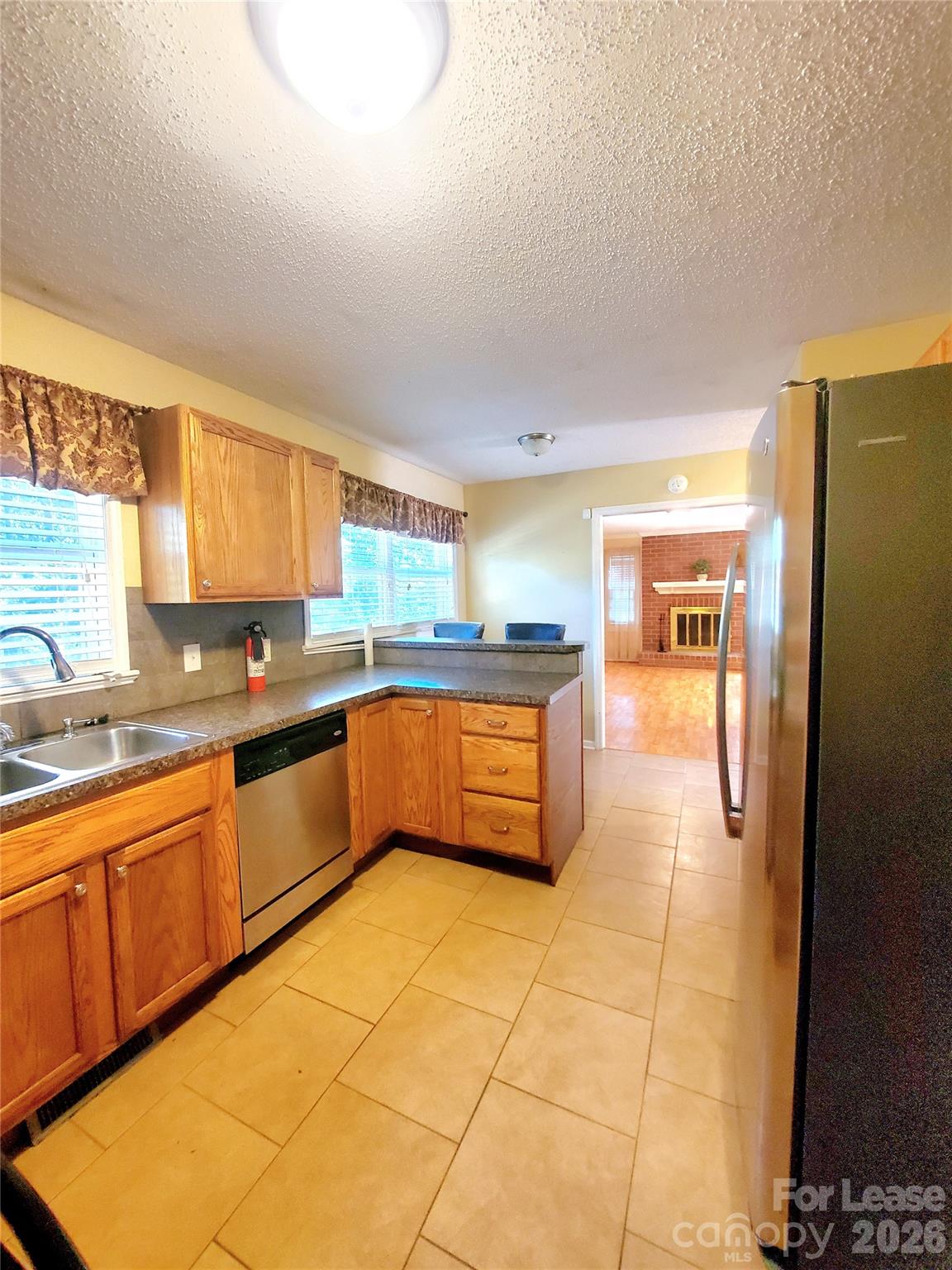 Single Family Residence at 1403 Crescent Street, Monroe, photo 7 of 33