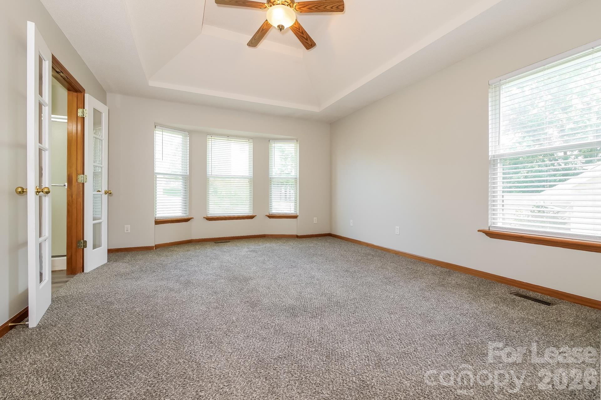 Single Family Residence at 1014 Black Oak Drive, Gastonia, photo 9 of 16