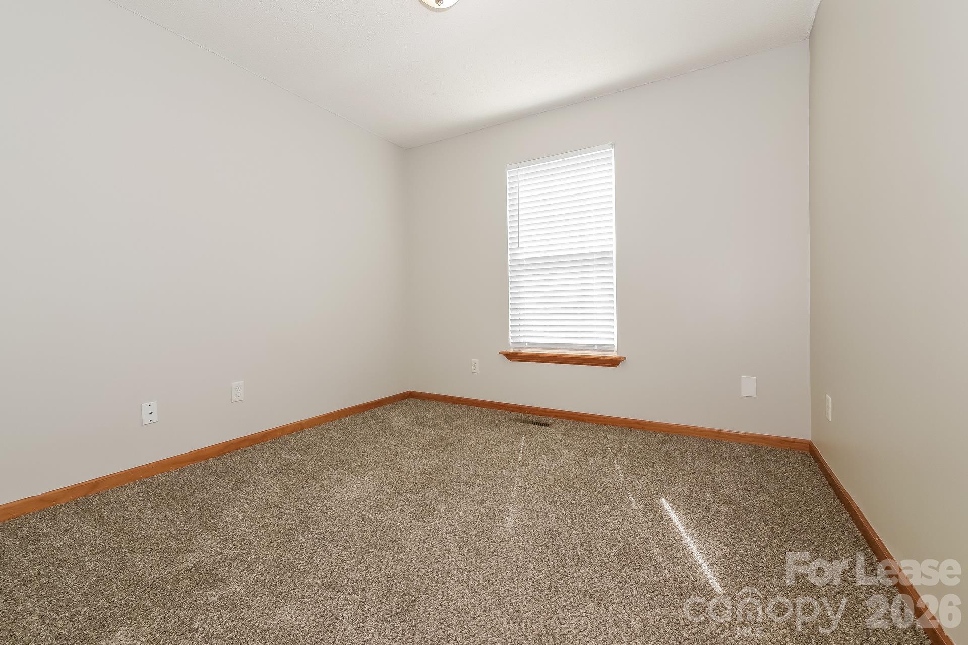 Single Family Residence at 1014 Black Oak Drive, Gastonia, photo 13 of 16