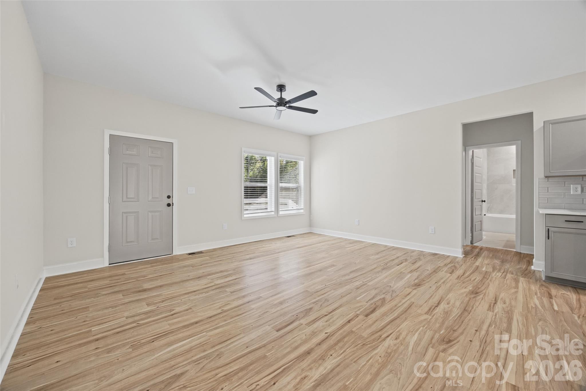 Single Family Residence at 187 Williams Street, York, photo 5 of 31