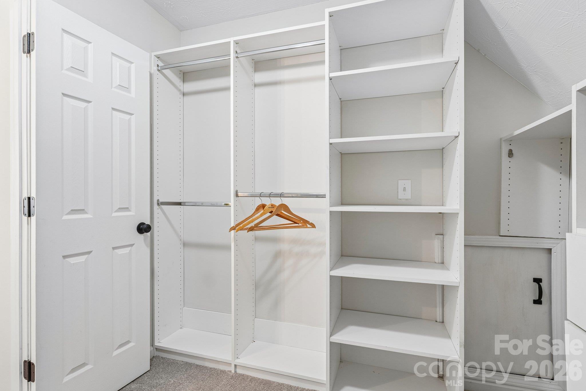 Single Family Residence at 5102 Eagle Creek Drive, Charlotte, photo 27 of 38