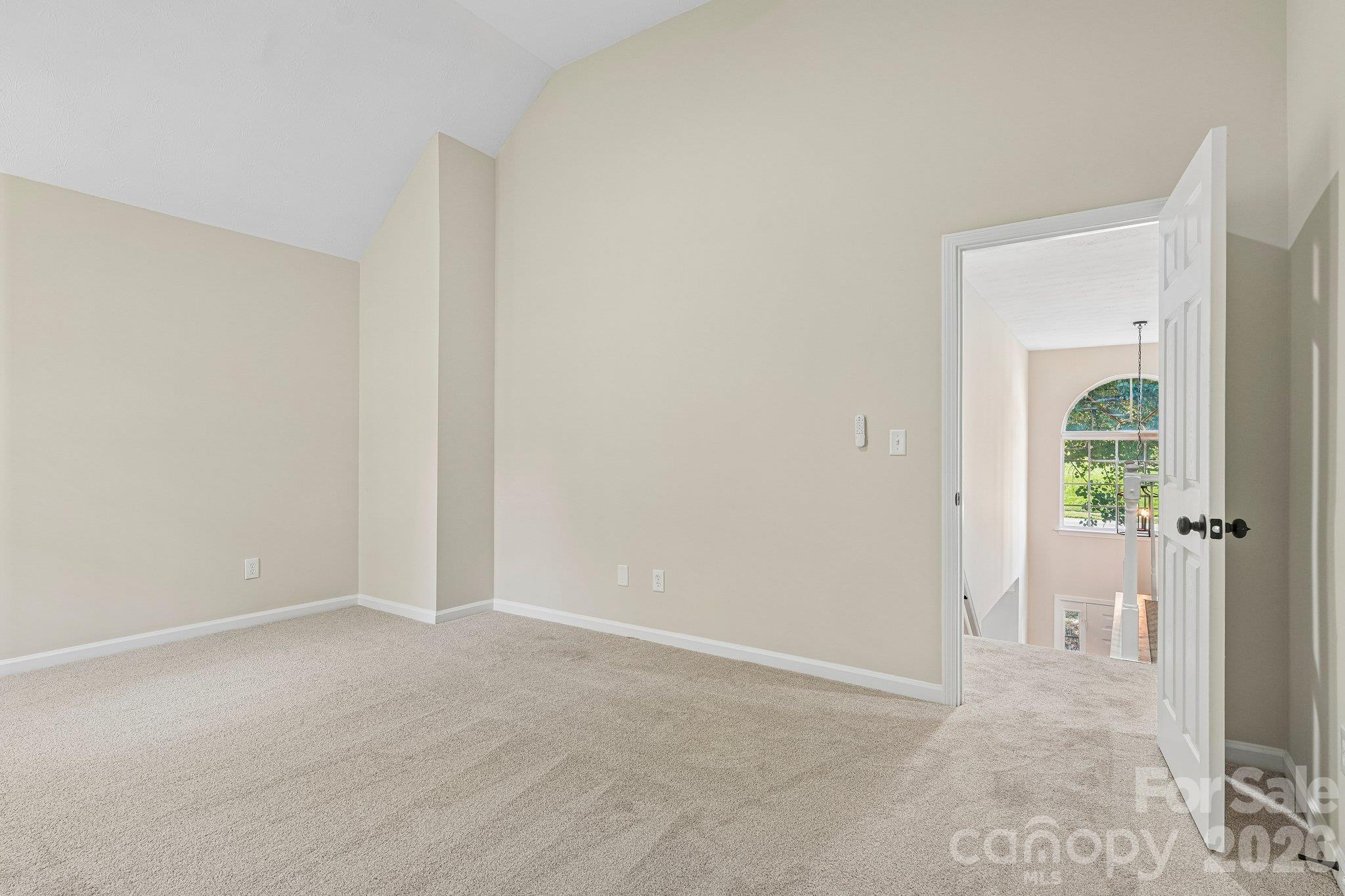 Single Family Residence at 5102 Eagle Creek Drive, Charlotte, photo 30 of 38