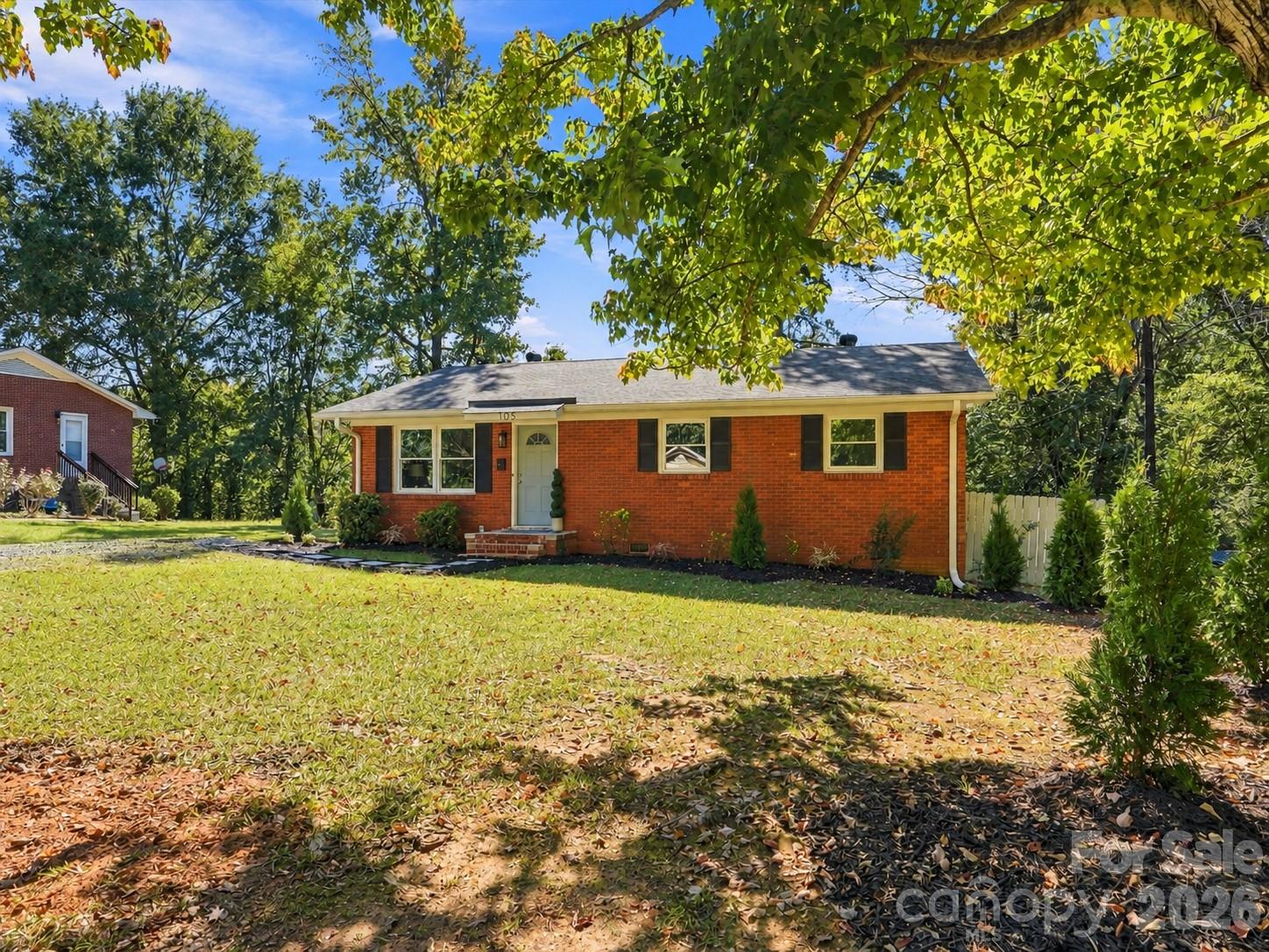 Single Family Residence at 105 McGee Street, Fort Mill, photo 4 of 30