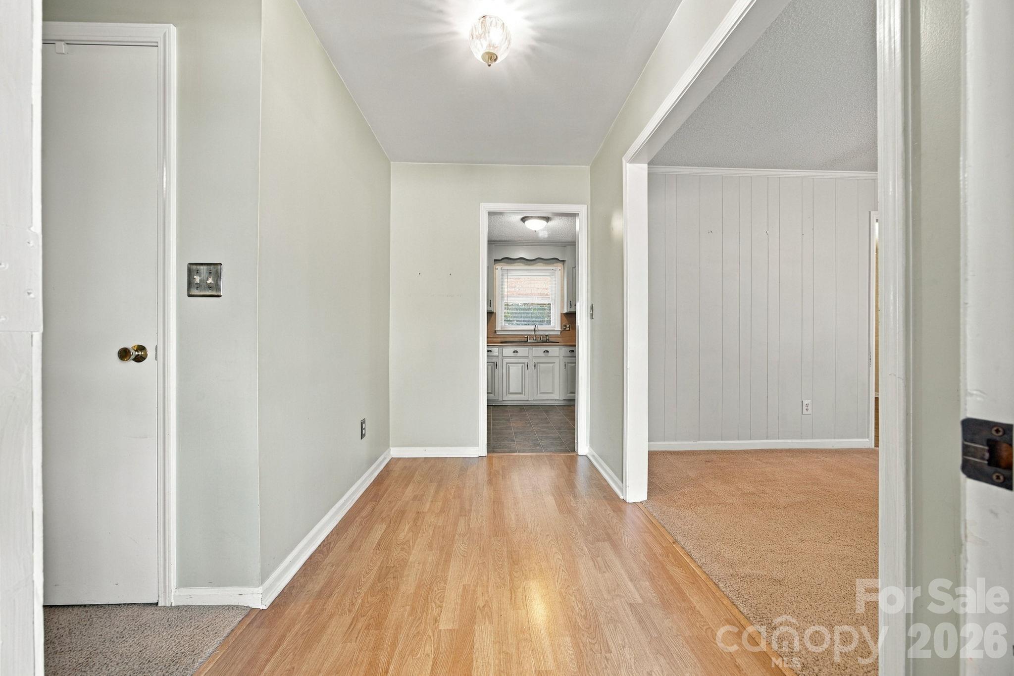 Single Family Residence at 610 Lancer Court NW, Concord, photo 6 of 48