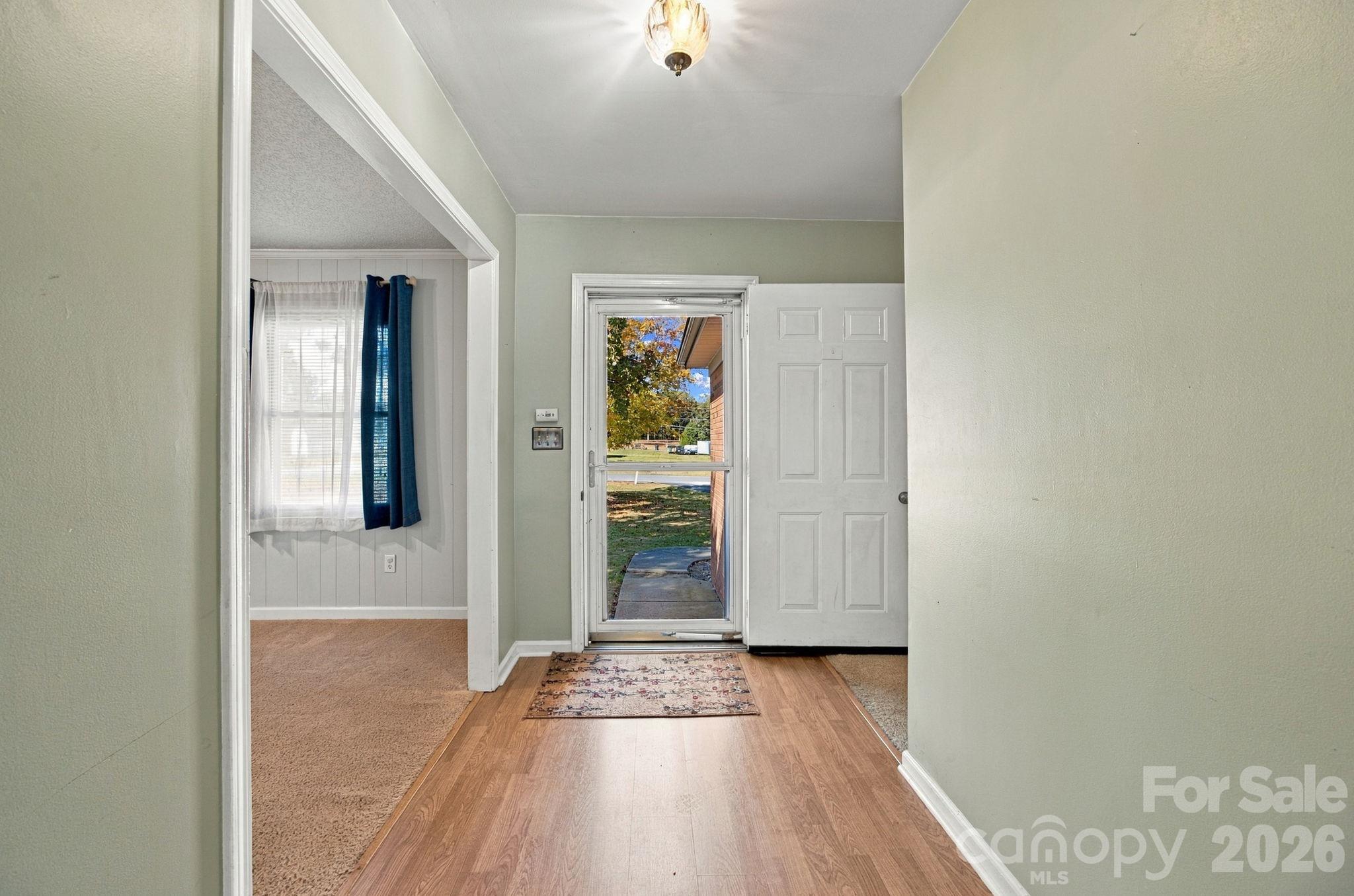 Single Family Residence at 610 Lancer Court NW, Concord, photo 7 of 48