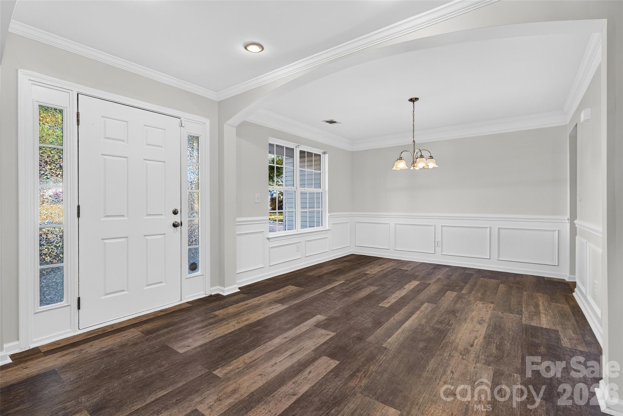 Single Family Residence at 144 Elba Drive, Mooresville, photo 3 of 23