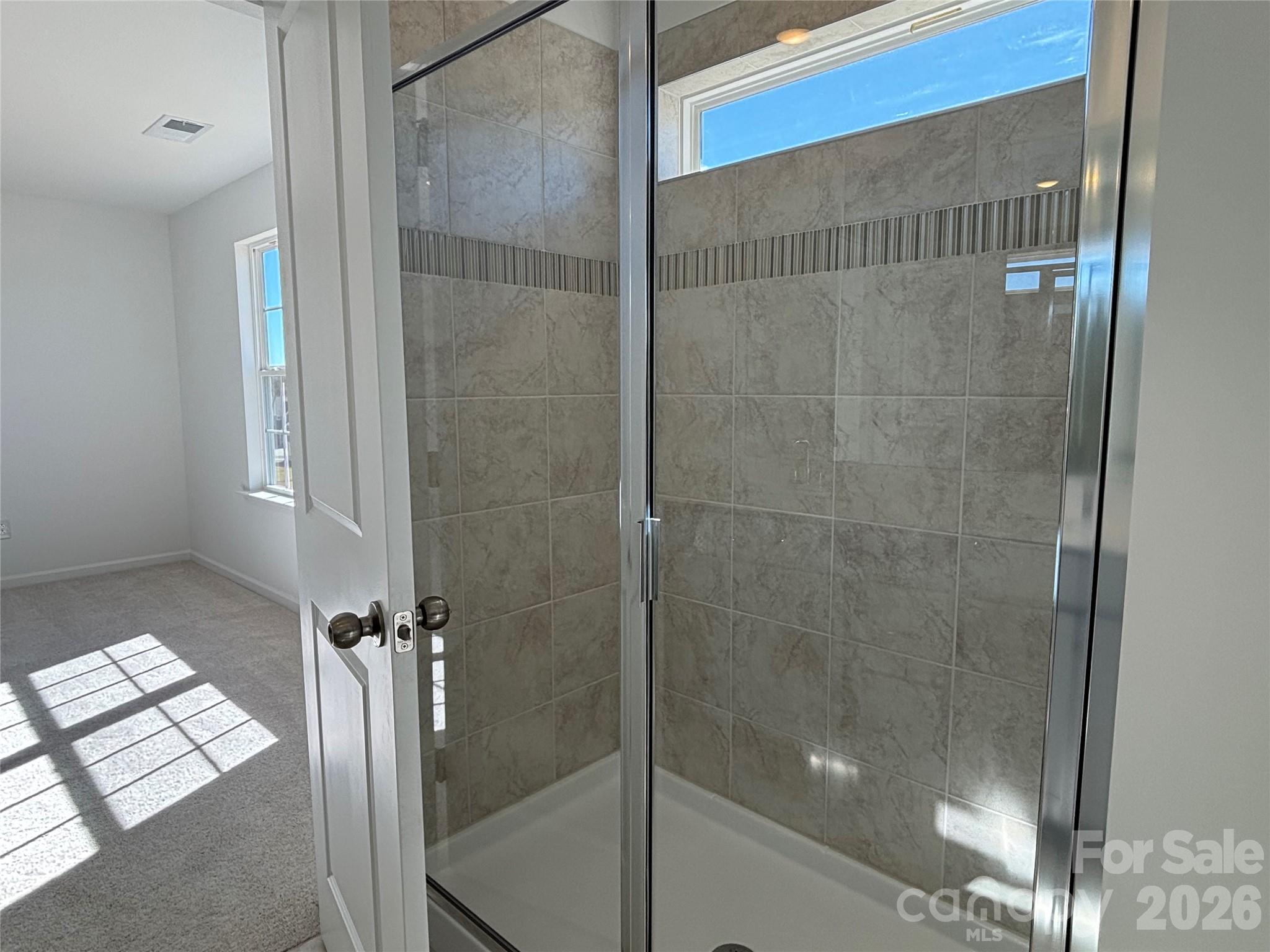 Nice, Spacious Shower =) - 1645 Grassy Knoll Trail, Maiden