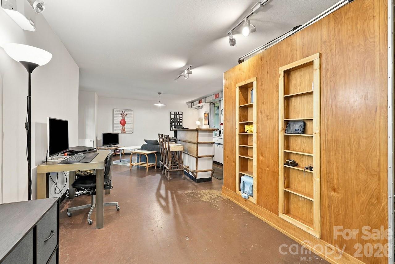 1st floor living area/retail - 297 Hillside Street, Asheville
