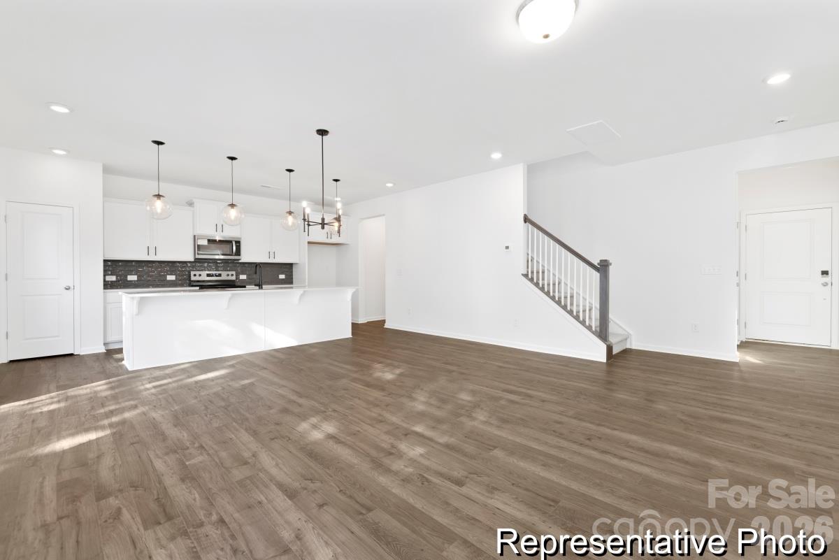Single Family Residence at 1033 Gondola Court, Salisbury, photo 4 of 22