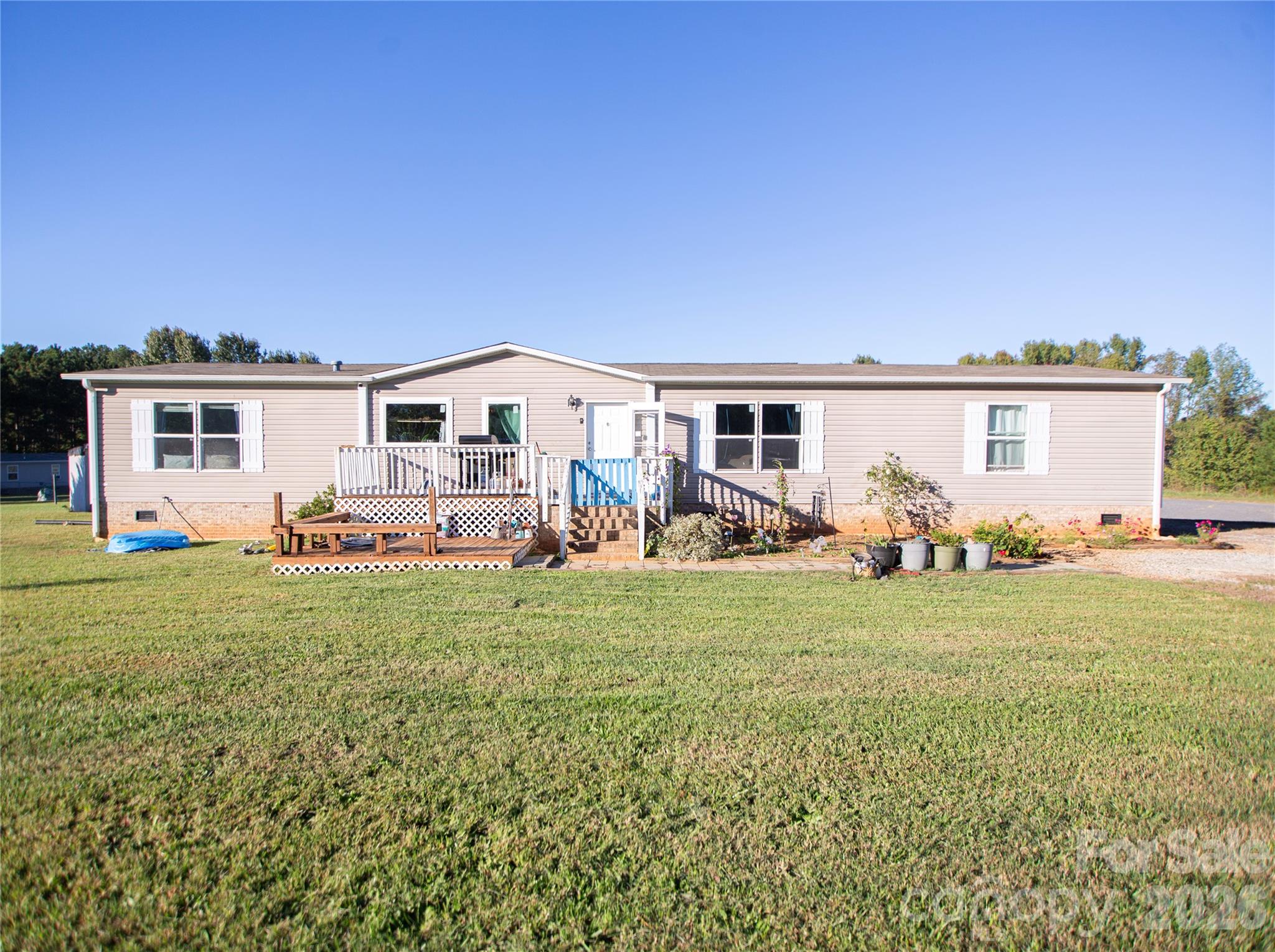 104 Waynes Place