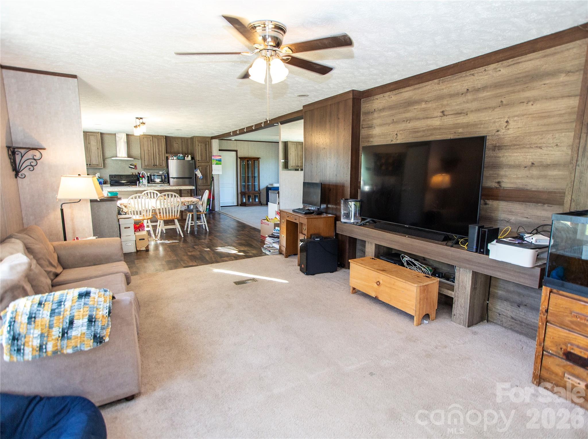 Single Family Residence at 104 Waynes Place, Kings Mountain, photo 3 of 19