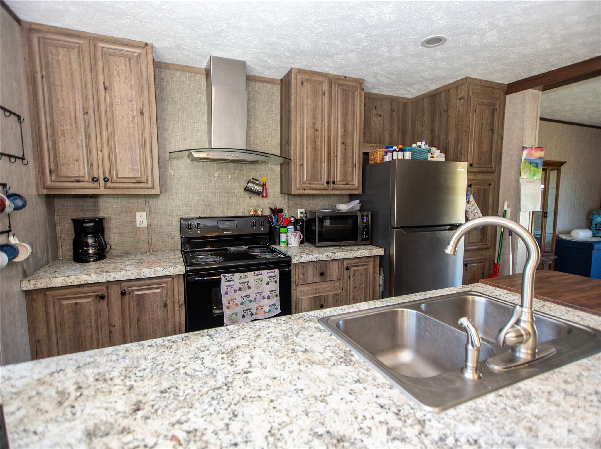 Single Family Residence at 104 Waynes Place, Kings Mountain, photo 5 of 19