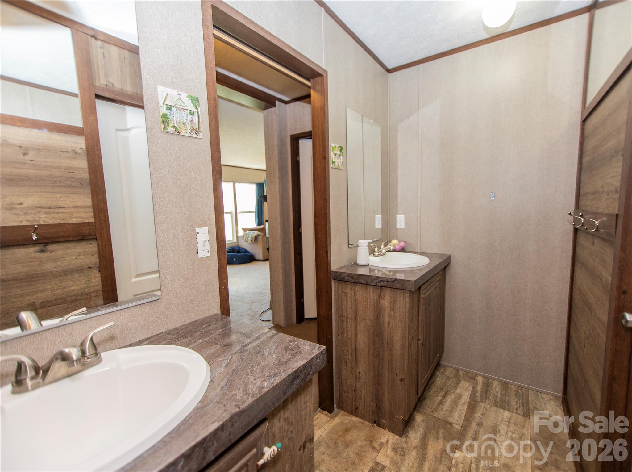 Single Family Residence at 104 Waynes Place, Kings Mountain, photo 9 of 19
