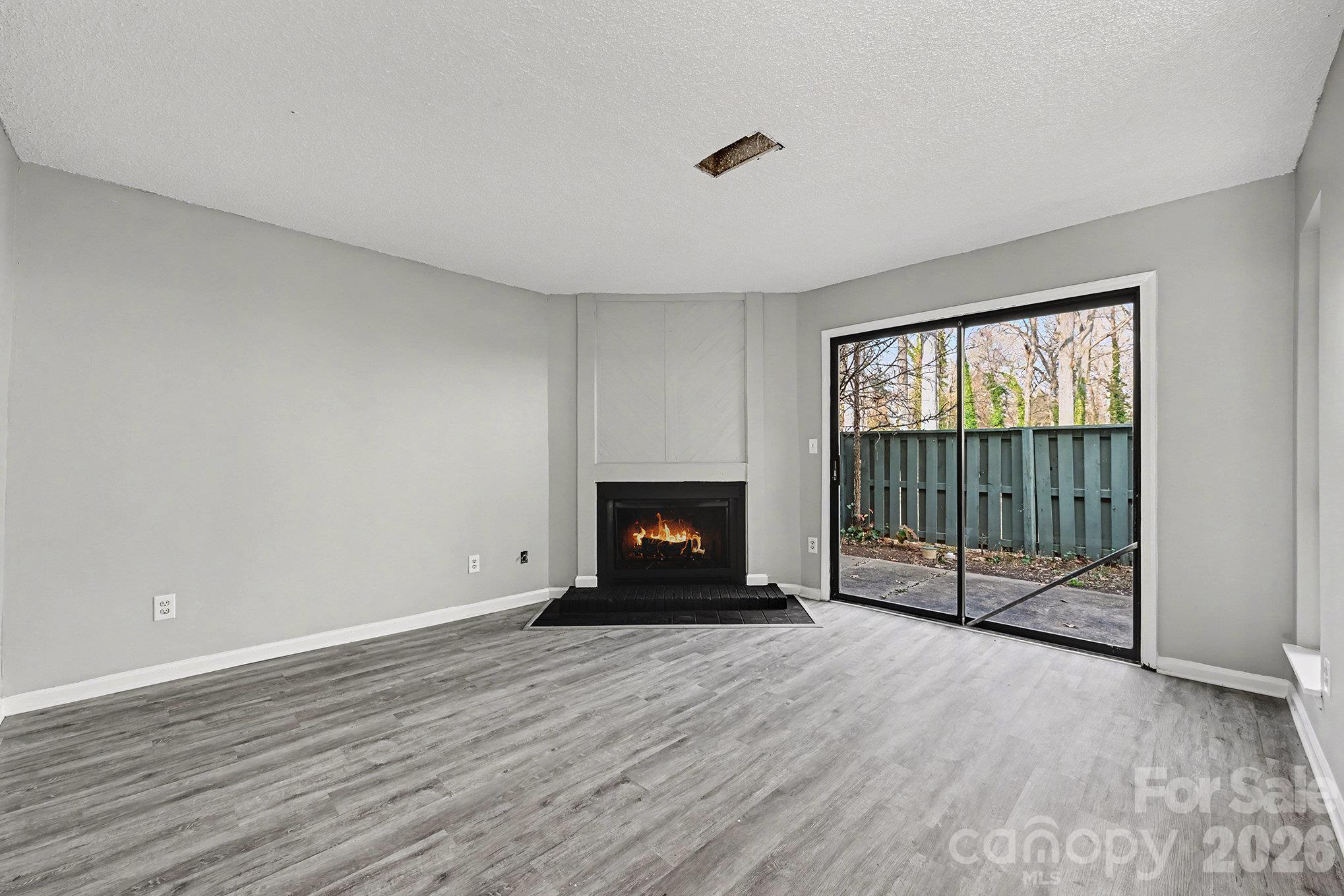 Townhouse at 6134 Bent Tree Court, Charlotte, photo 5 of 15