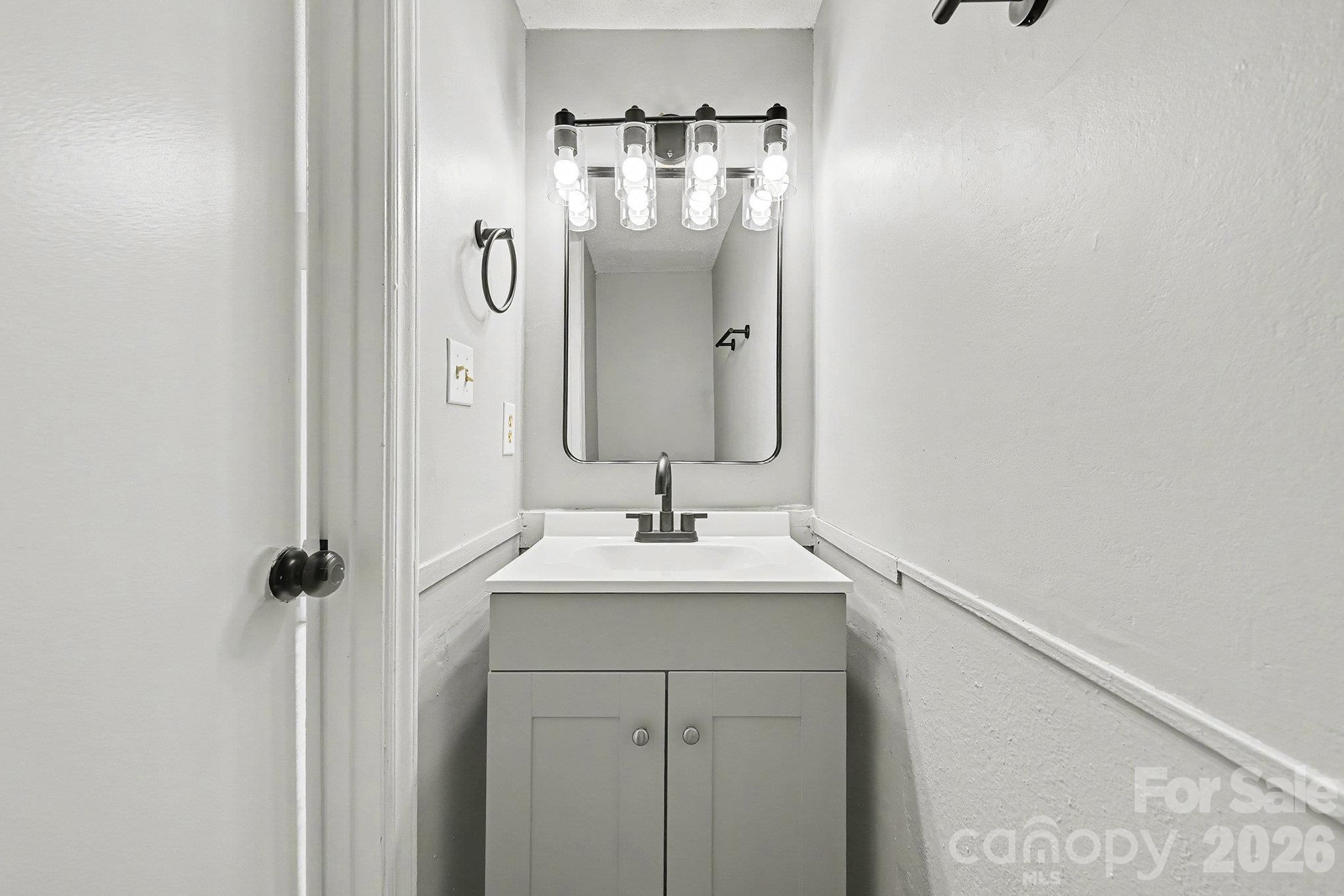Townhouse at 6134 Bent Tree Court, Charlotte, photo 7 of 15