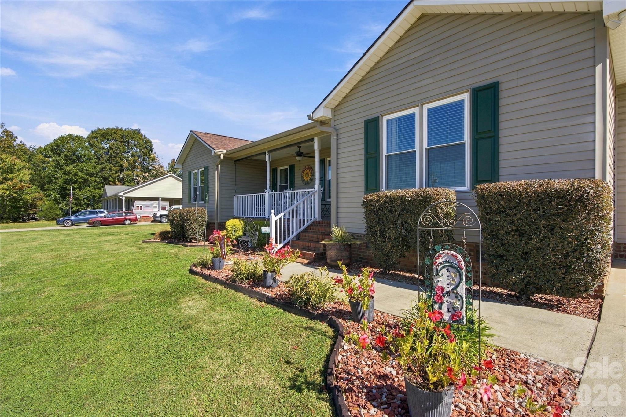 Welcoming entry from driveway - 643 Shoal Road, Lincolnton