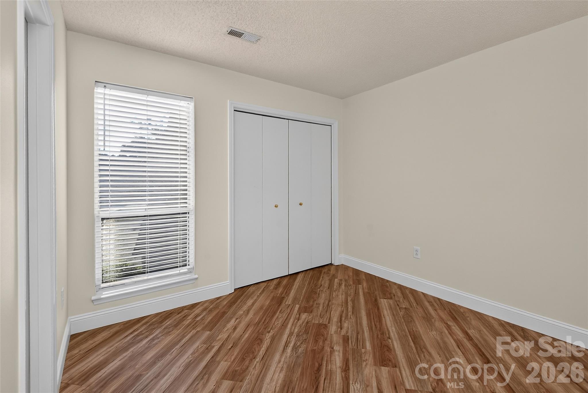 Condominium at 2559 Stockbridge Drive, Charlotte, photo 13 of 17
