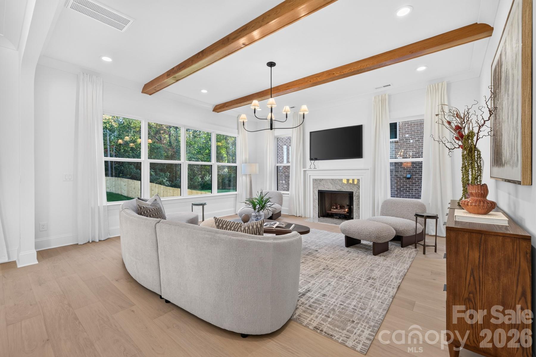 Single Family Residence at 221 Smithfield Drive, Charlotte, photo 15 of 39