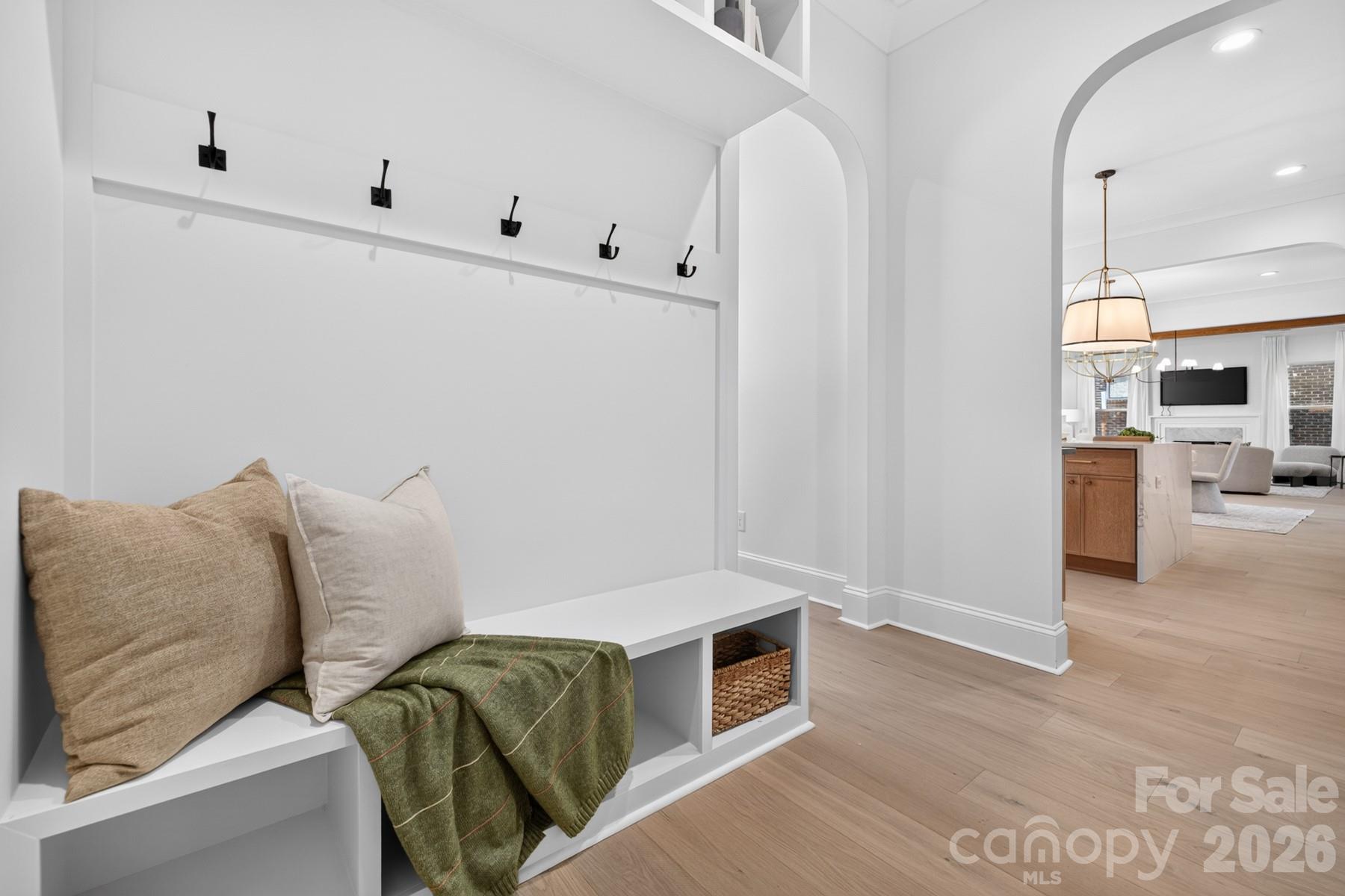 Single Family Residence at 221 Smithfield Drive, Charlotte, photo 23 of 39