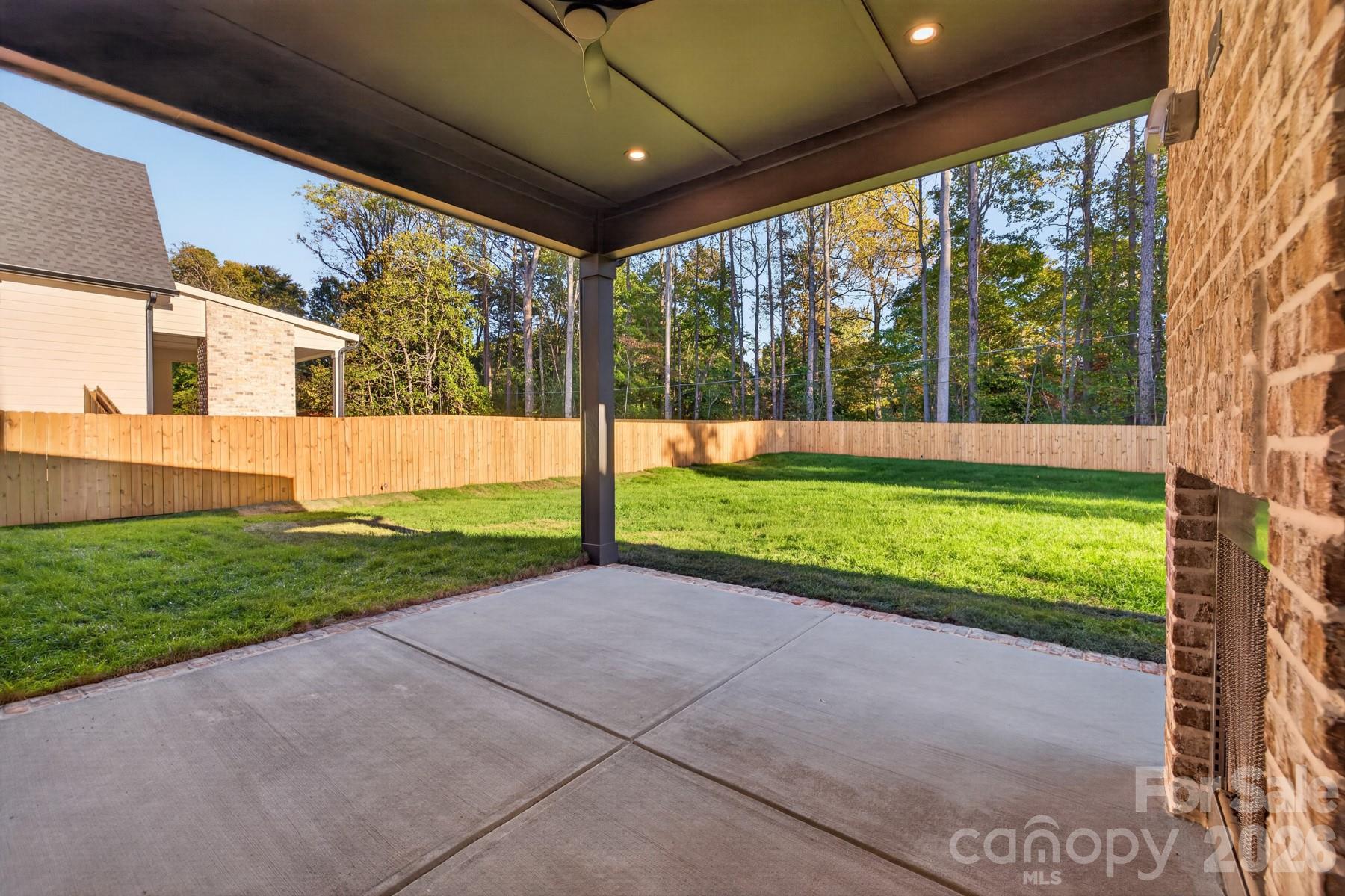 Single Family Residence at 221 Smithfield Drive, Charlotte, photo 35 of 39
