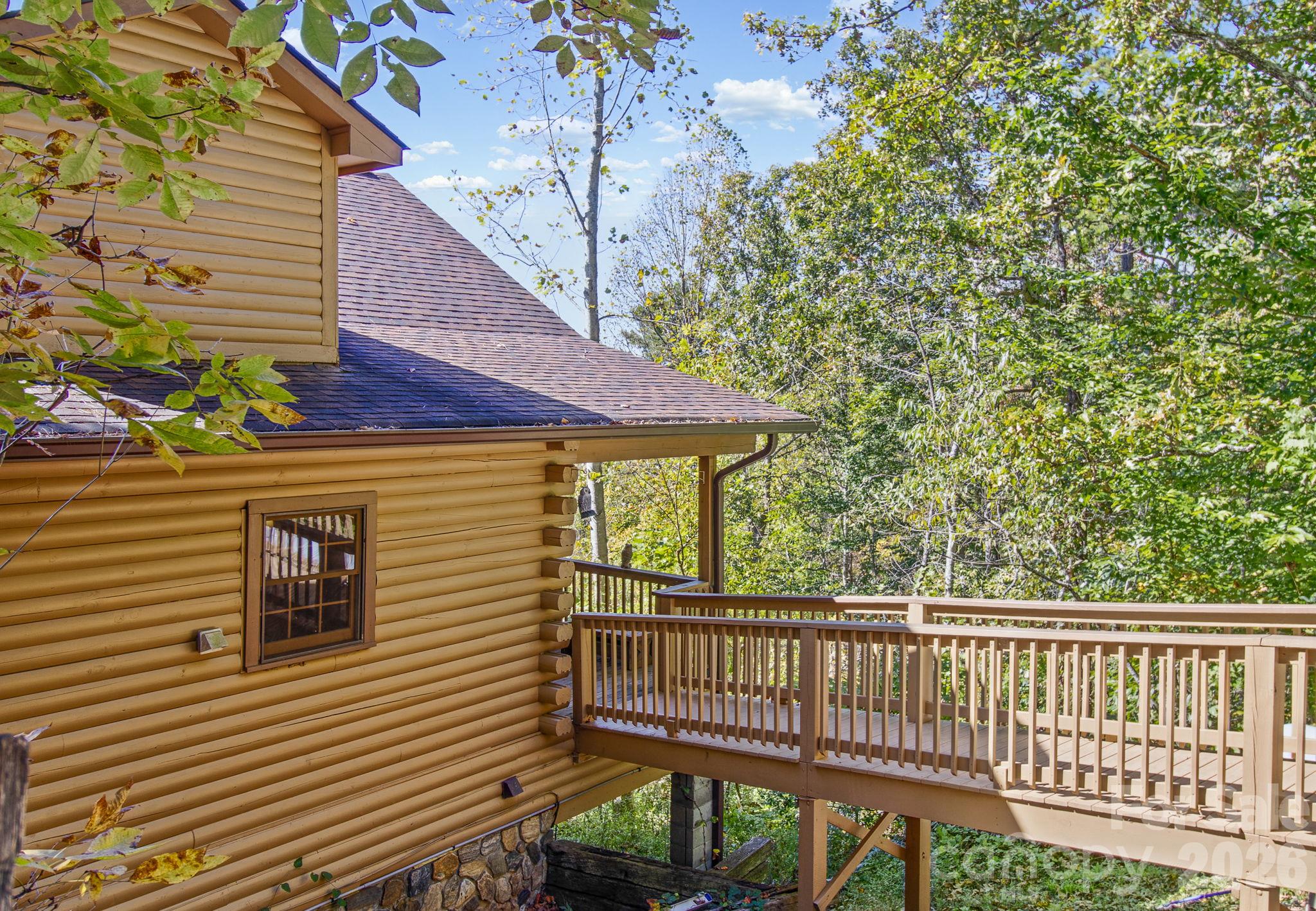 Single Family Residence at 50 Pops Place, Weaverville, photo 6 of 46