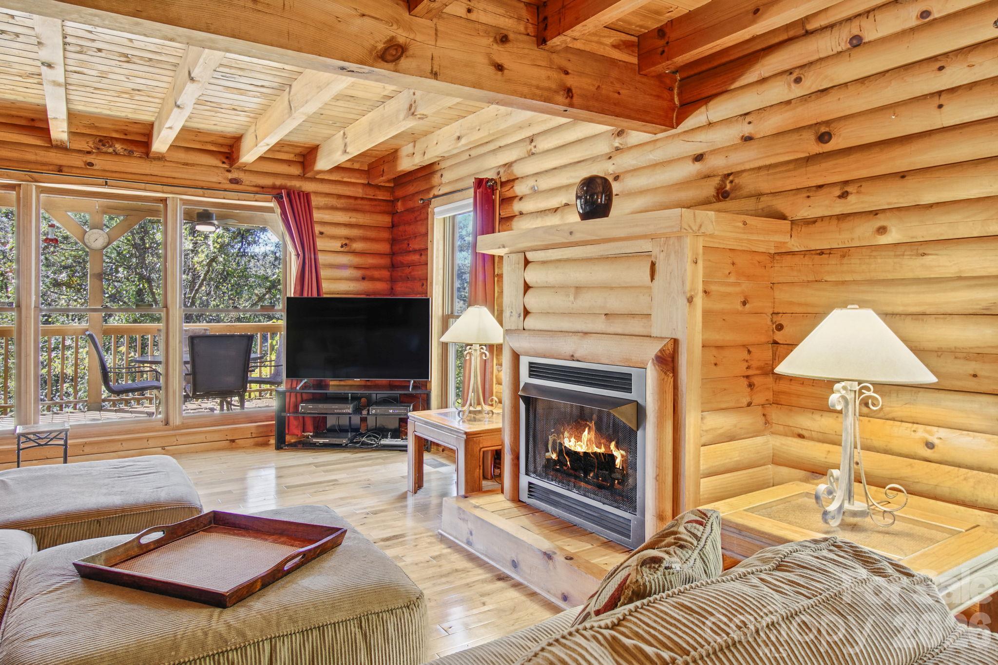 Single Family Residence at 50 Pops Place, Weaverville, photo 15 of 46