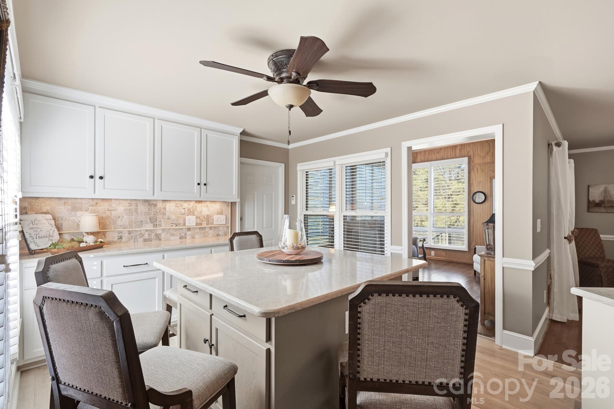 Breakfast nook - 100 Megan Court, Monroe