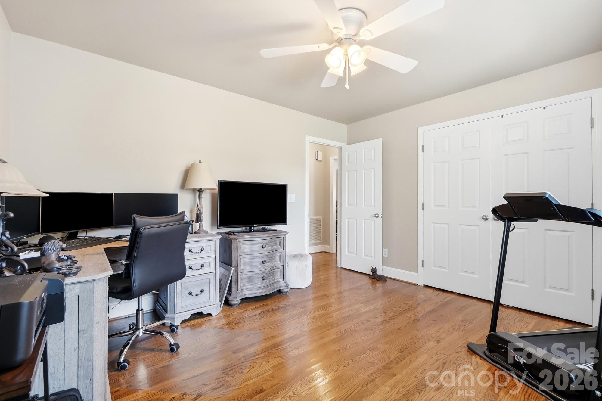 Secondary bedroom - 100 Megan Court, Monroe