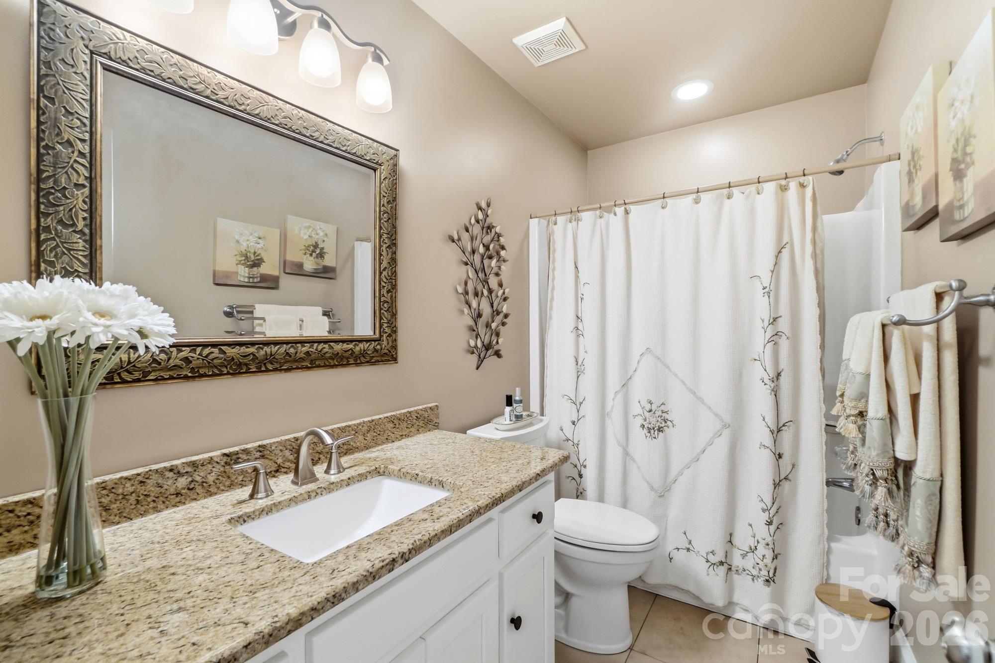 Full bath - 100 Megan Court, Monroe