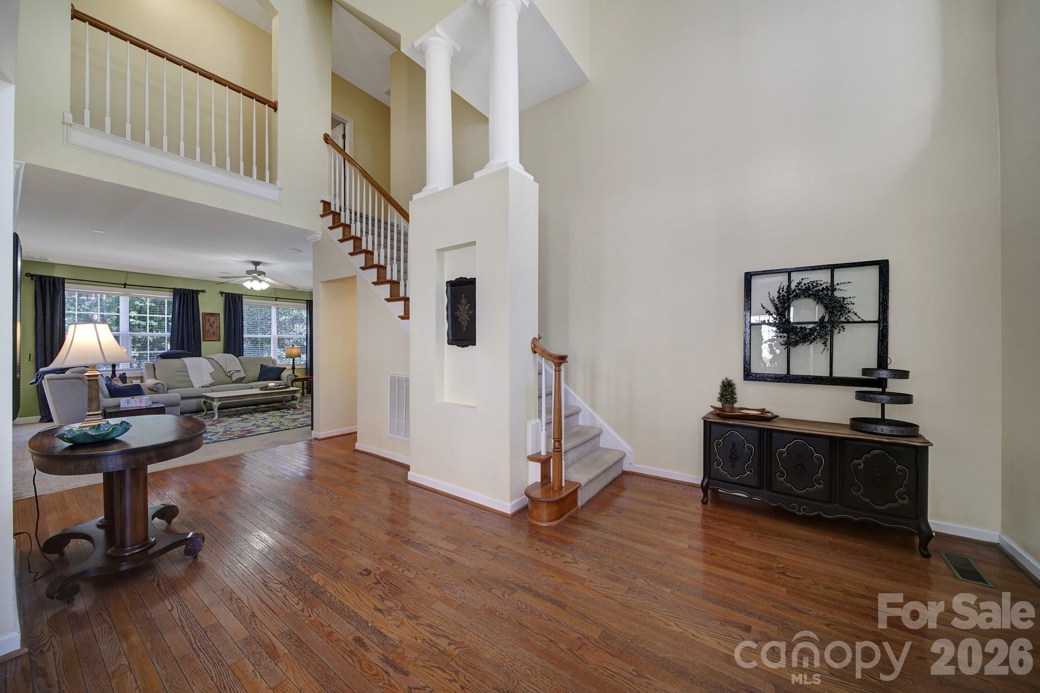 Single Family Residence at 105 Coburn Court, Fort Mill, photo 5 of 39