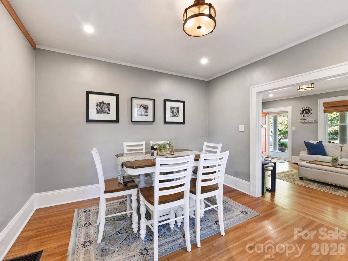 Single Family Residence at 415 West Boulevard, Charlotte, photo 14 of 43