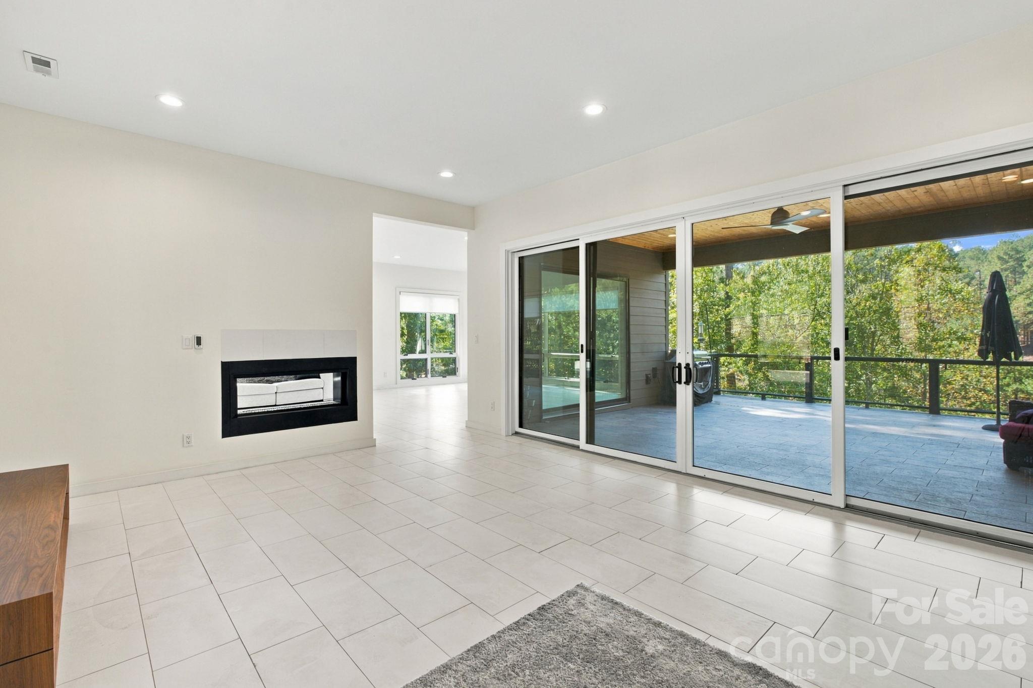 Foyer/ Great Room - 5414 Bridgewater Drive, Granite Falls