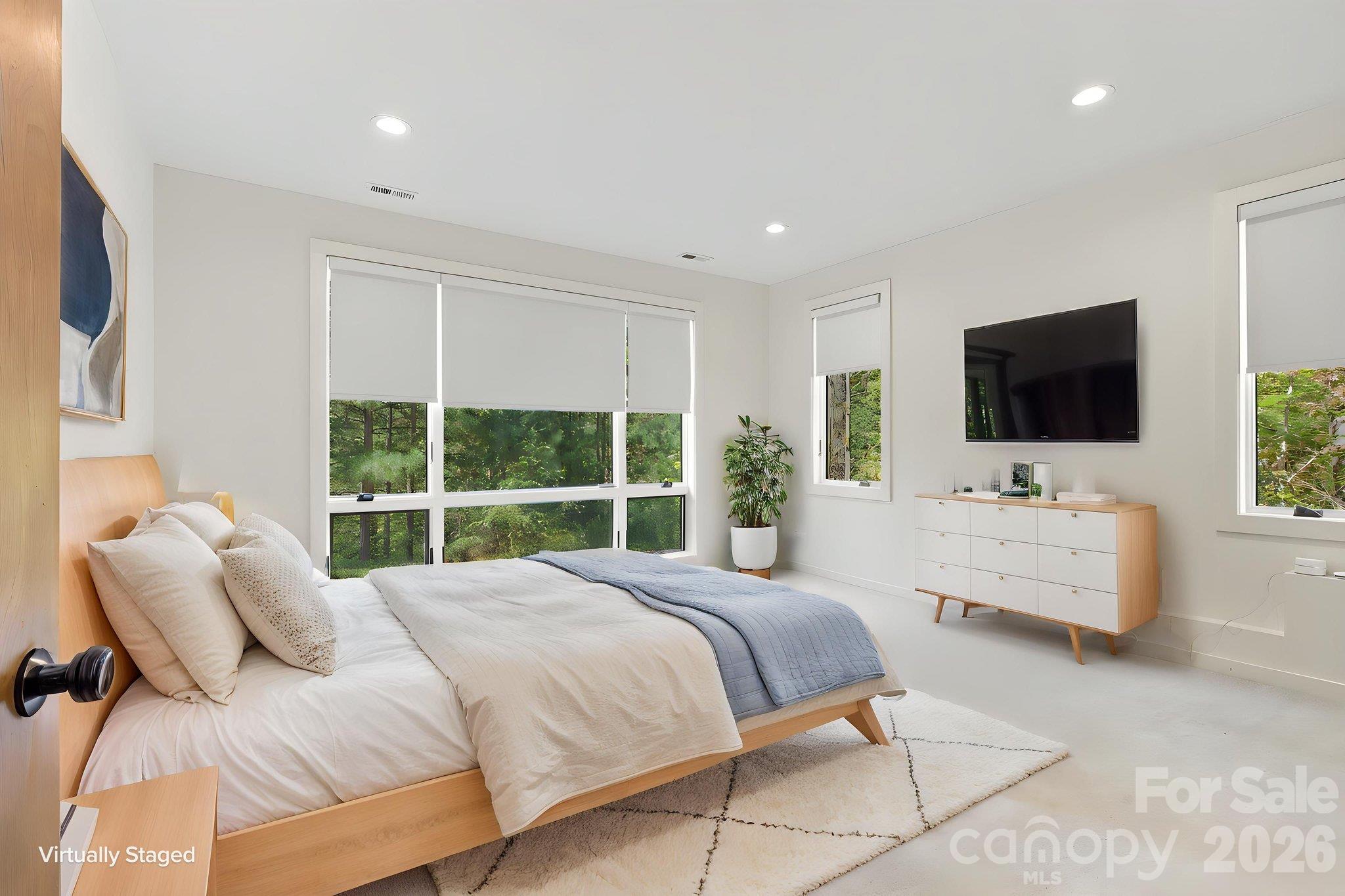 Ensuite Bedroom 1 (virtually staged) - 5414 Bridgewater Drive, Granite Falls