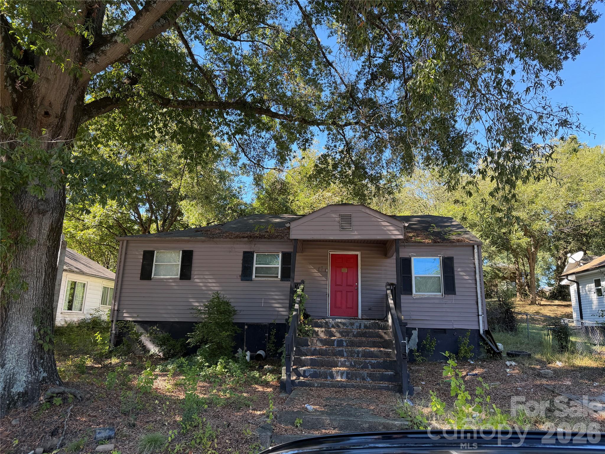 17 Meadowview Avenue
