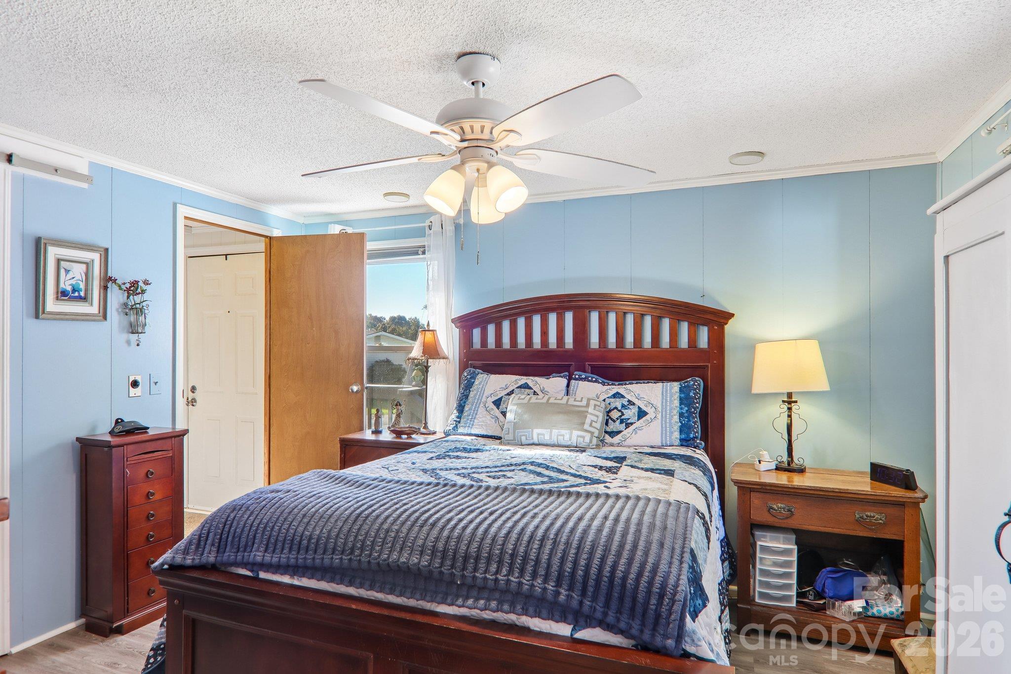 Single Family Residence at 304 Meadowbrook Court, Hendersonville, photo 23 of 48