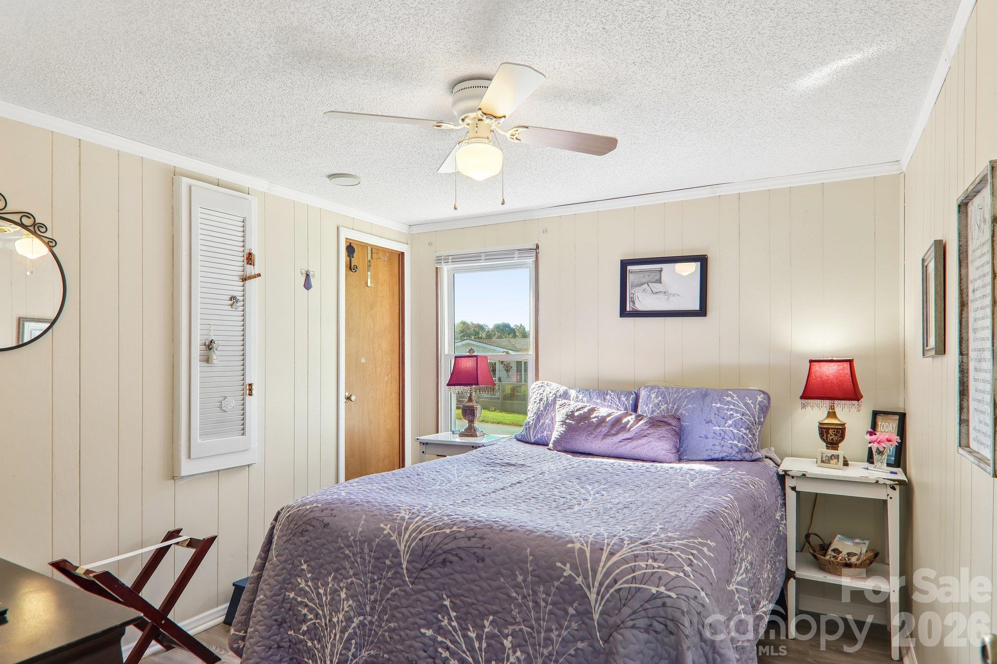 Single Family Residence at 304 Meadowbrook Court, Hendersonville, photo 26 of 48