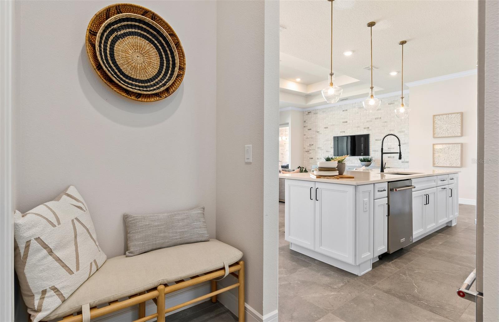 Model Home Design Only. Pictures and furnishings are for illustrative purposes only. Elevations, colors and options may vary. Furniture is for model home staging only. - 2342 BRANCHED OAK ROAD, ST CLOUD