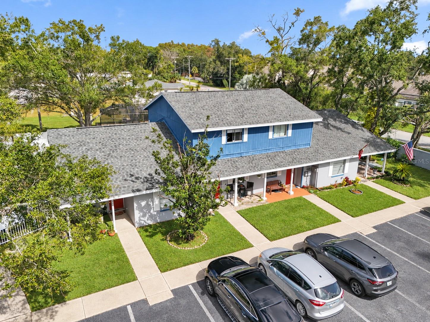 Townhouse at 4005 CYPRESS WILLOW CT, TAMPA, photo 2 of 15