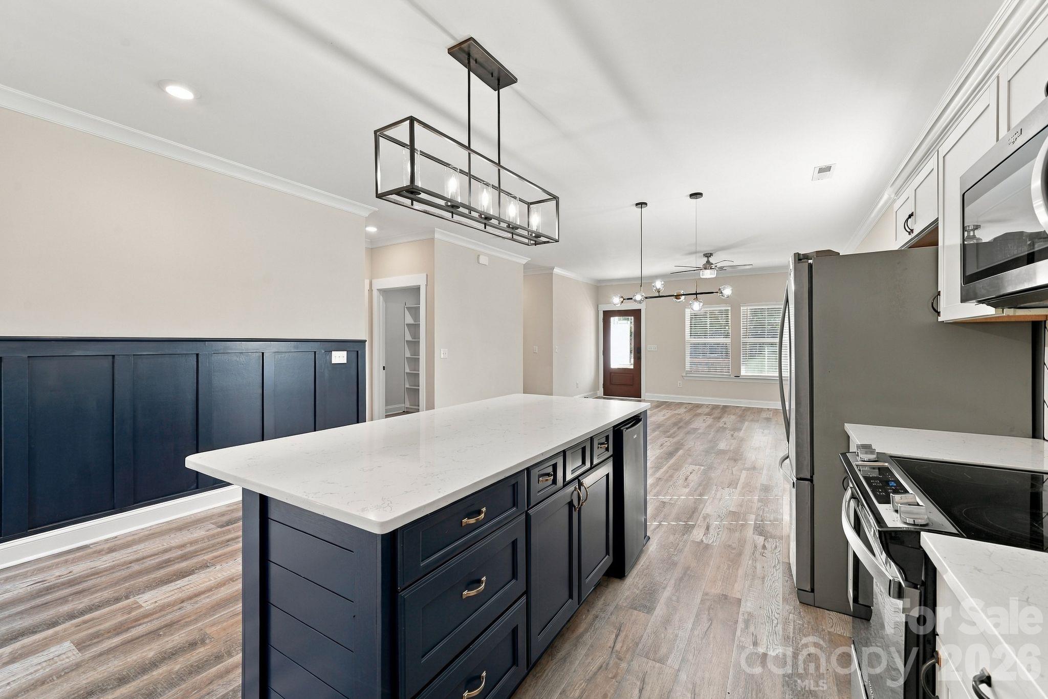 Single Family Residence at 4224 Pebblebrook Circle, Concord, photo 8 of 27