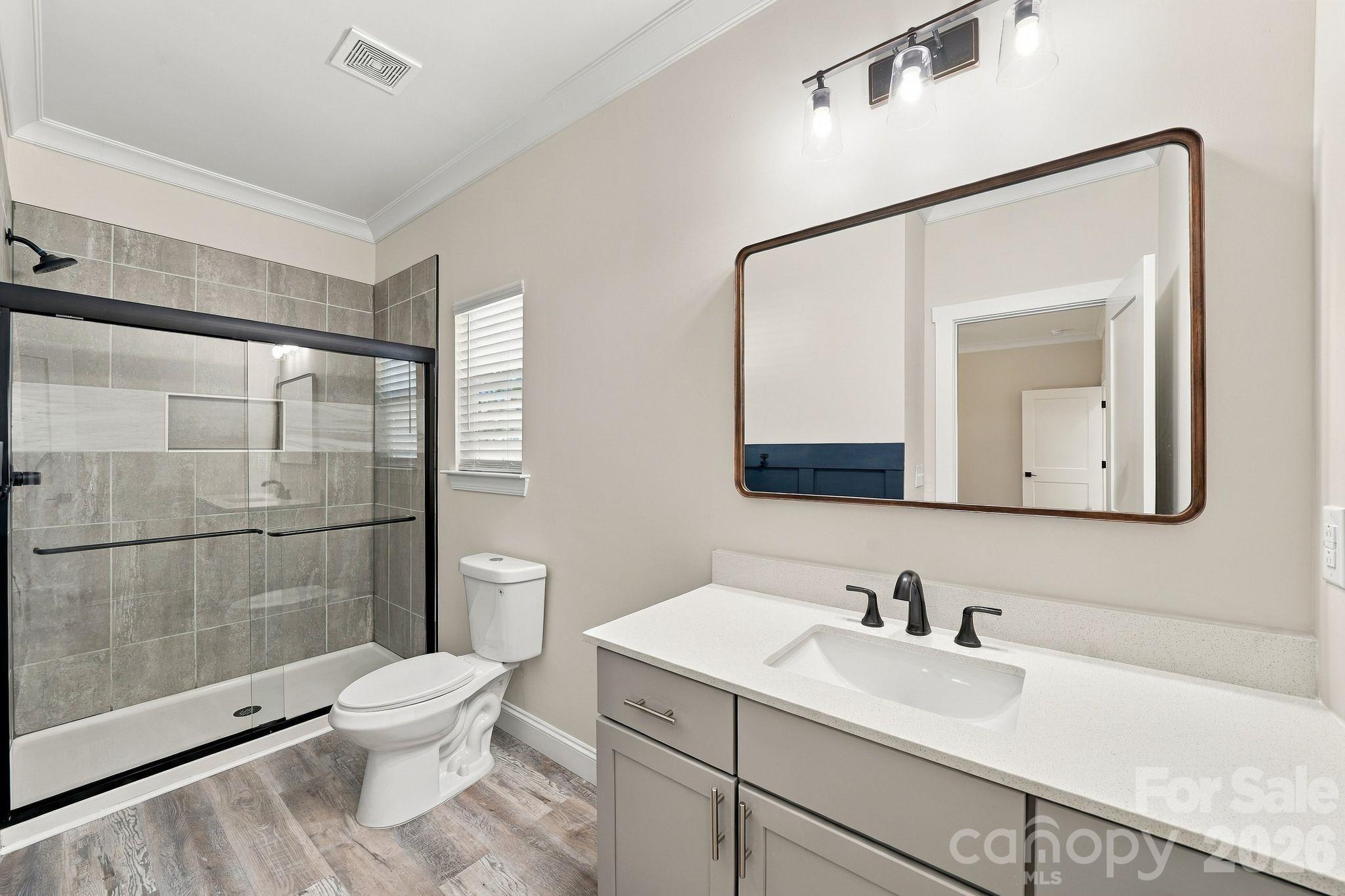 Primary bathroom with tile shower - 4224 Pebblebrook Circle, Concord