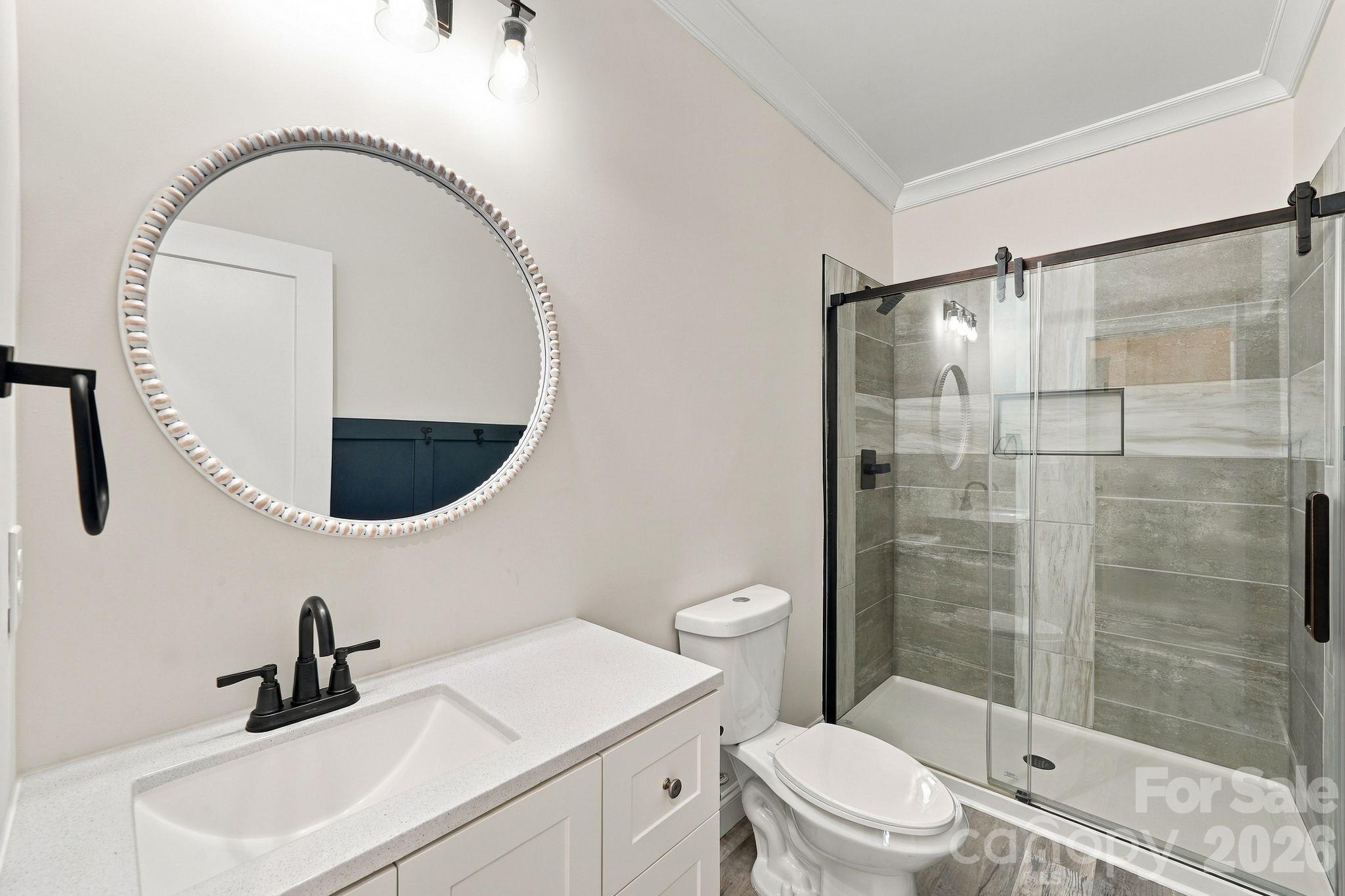 Secondary bathroom with tile shower - 4224 Pebblebrook Circle, Concord