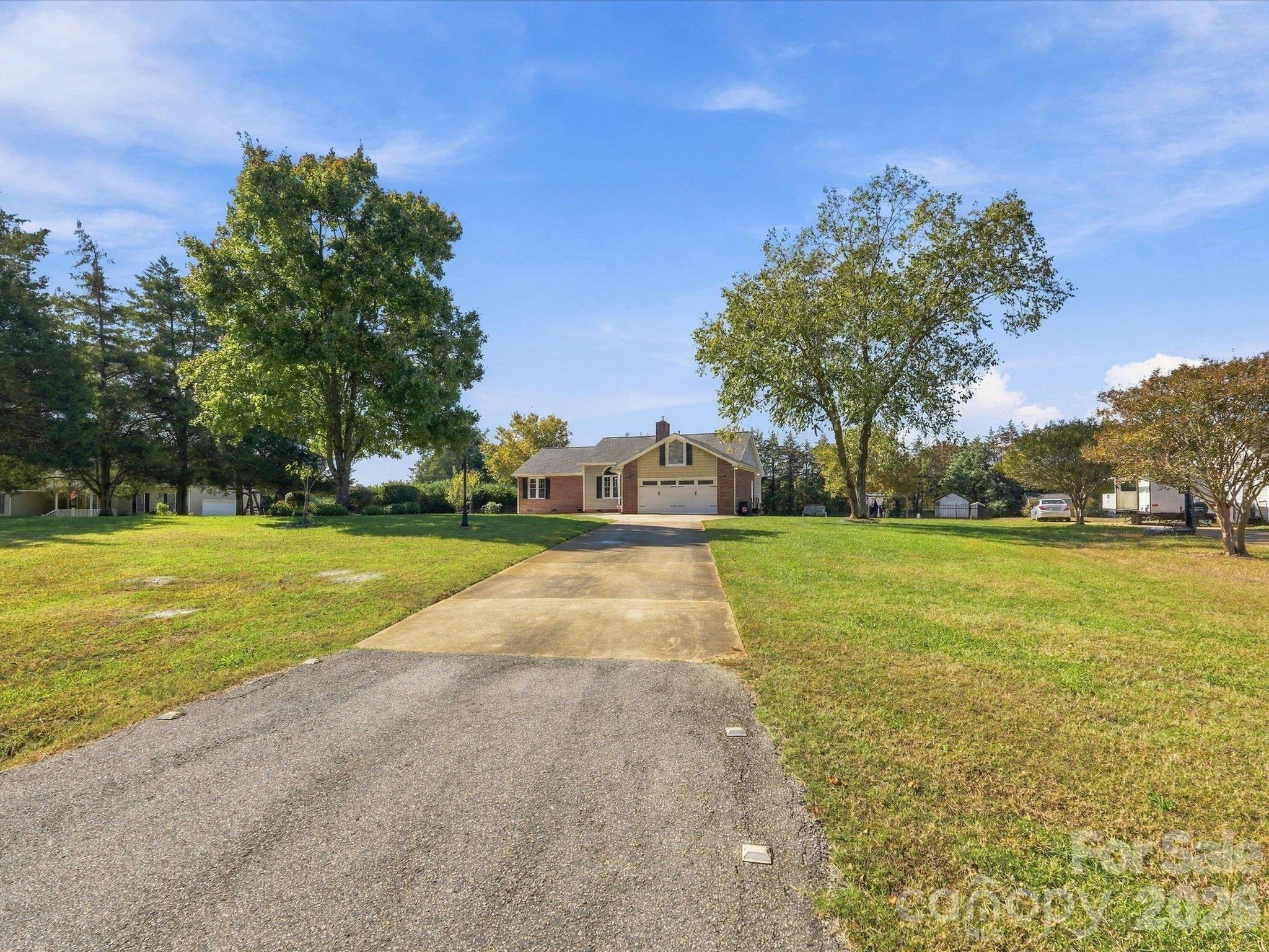 Single Family Residence at 106 Sterling Drive, York, photo 3 of 47