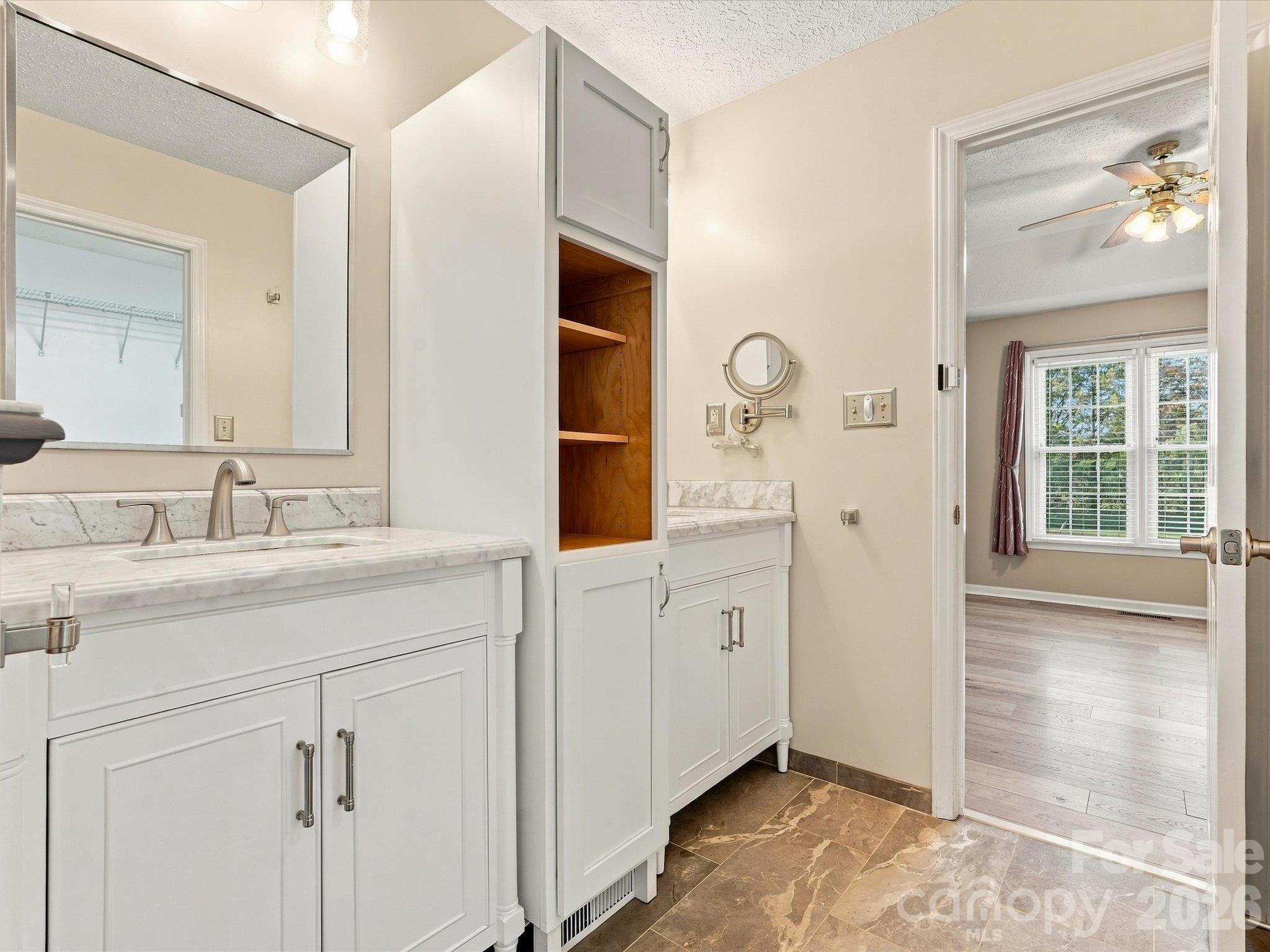 Single Family Residence at 106 Sterling Drive, York, photo 18 of 47