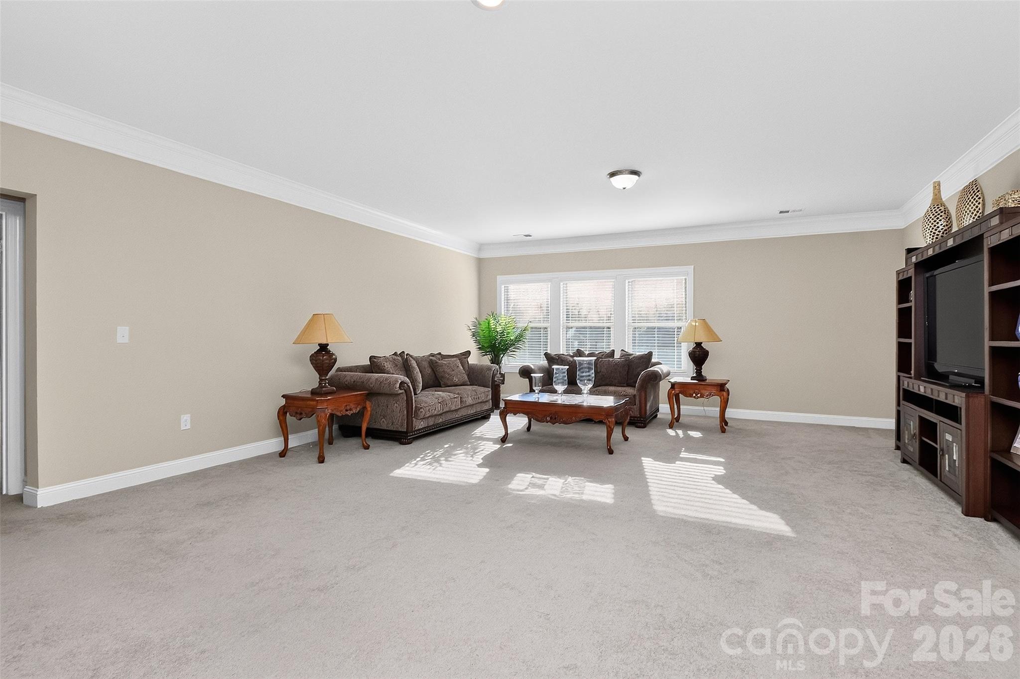 Loft - 16708 Monocacy Boulevard, Huntersville
